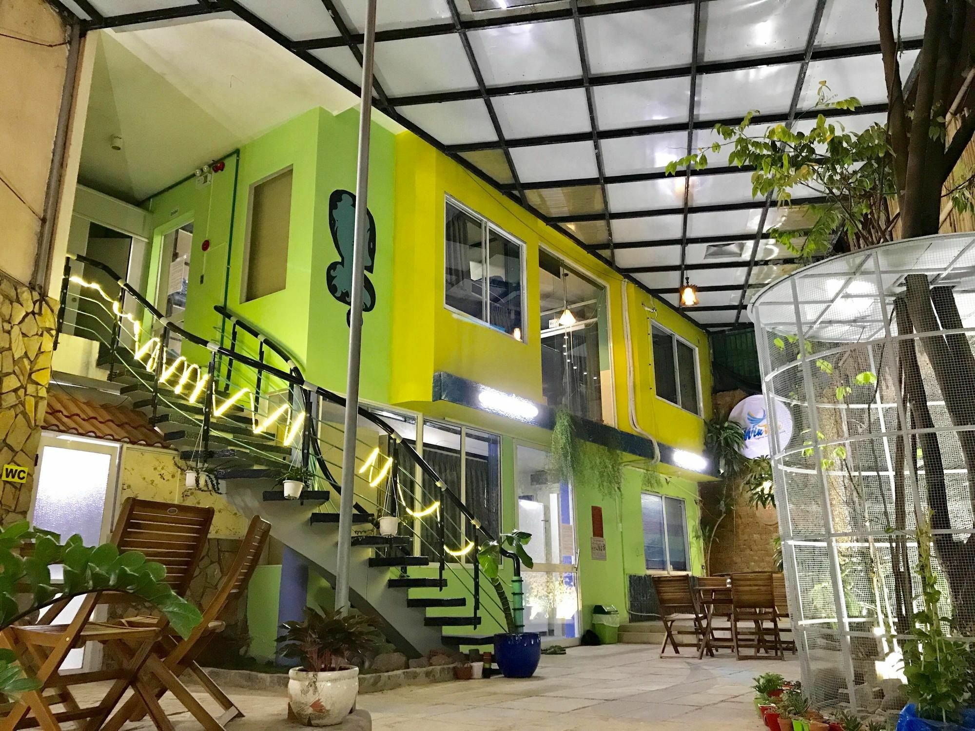 Win Win Hostel Danang Exterior photo